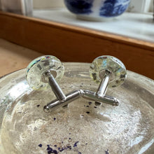 Cufflinks with speckled multicolours Murano glass roundels