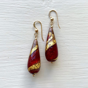 Earrings with red and aventurine swirl over gold Murano glass long pear drops