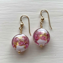 Earrings with pink roses, gold, aventurine and white pastel Murano glass small lentil drops