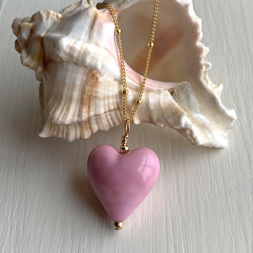 Necklace with pink pastel Murano glass medium heart pendant on gold satellite chain