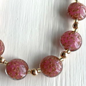Necklace with pink pastel and aventurine dust Murano glass small lentil beads on gold
